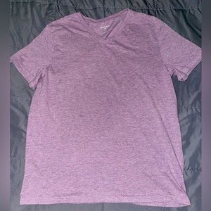 Men’s Lilac/ lavender v neck T-shirt!